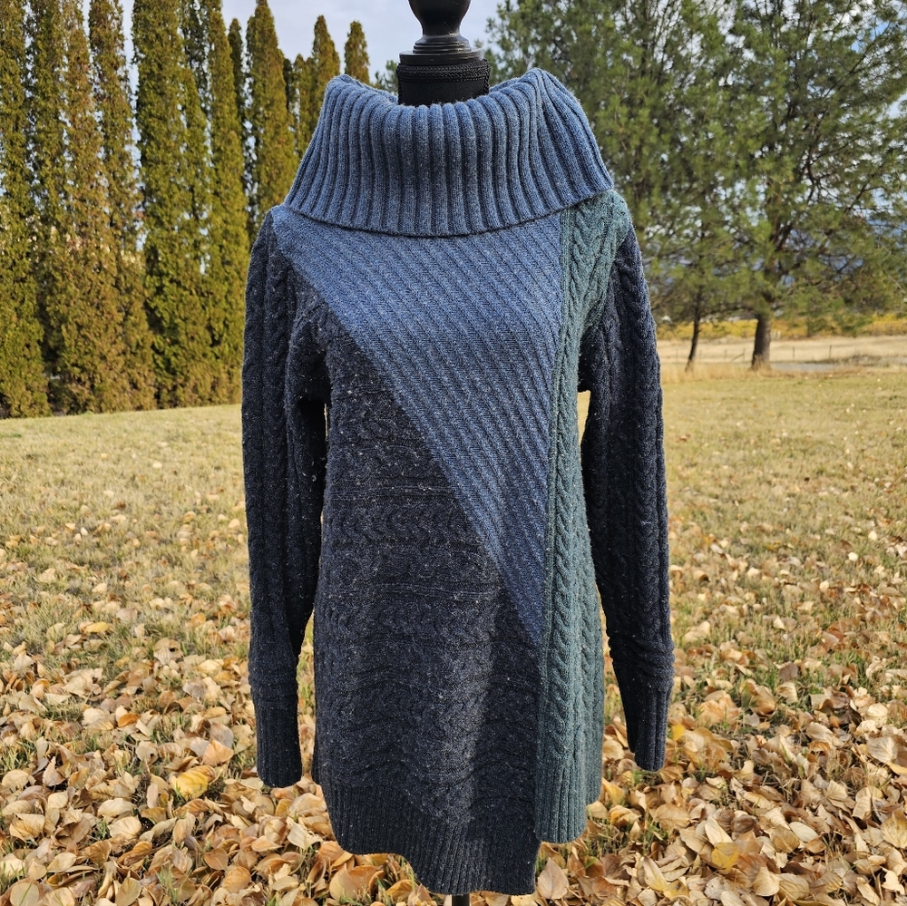 L.L. Bean Fisherman's Mixed-Stitch Cowlneck Sweater Sz M